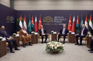مصر وقطر وتركيا تتحرك لضمان تنفيذ اتفاق وقف إطلاق النار في غزة